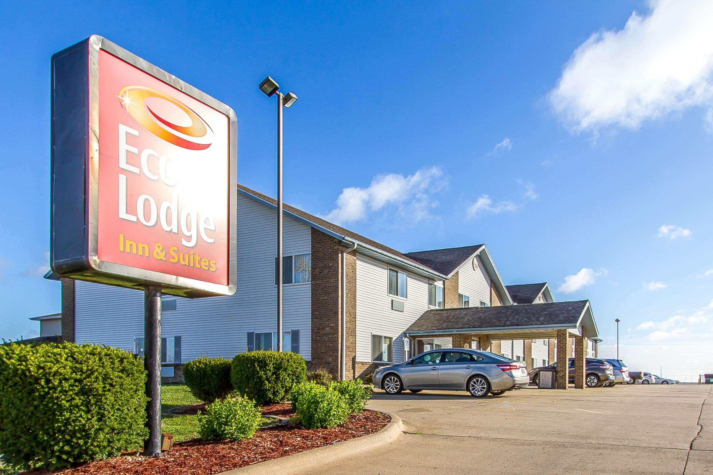 Econo Lodge & Suites Pekin المظهر الخارجي الصورة