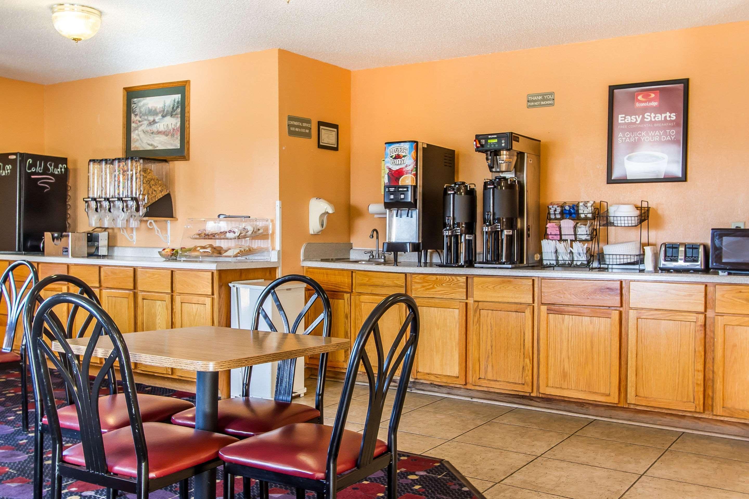 Econo Lodge & Suites Pekin المظهر الخارجي الصورة