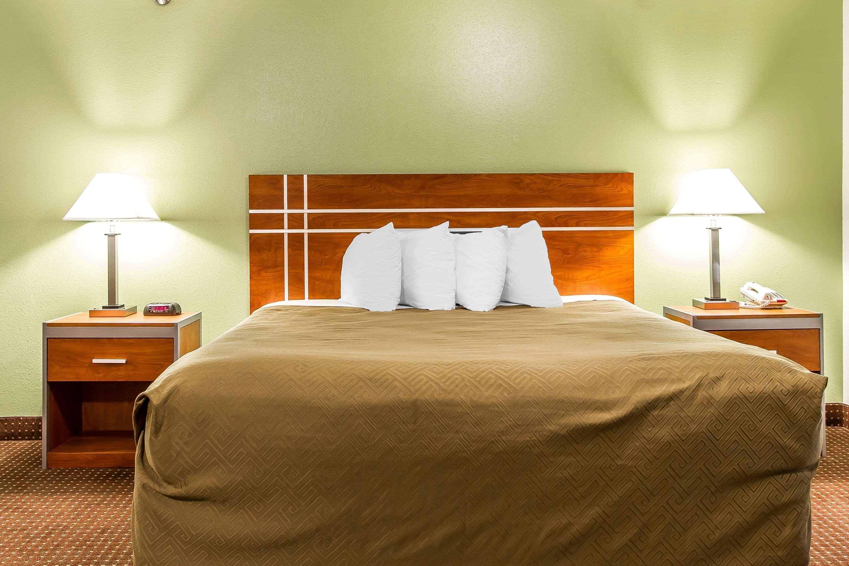 Econo Lodge & Suites Pekin المظهر الخارجي الصورة