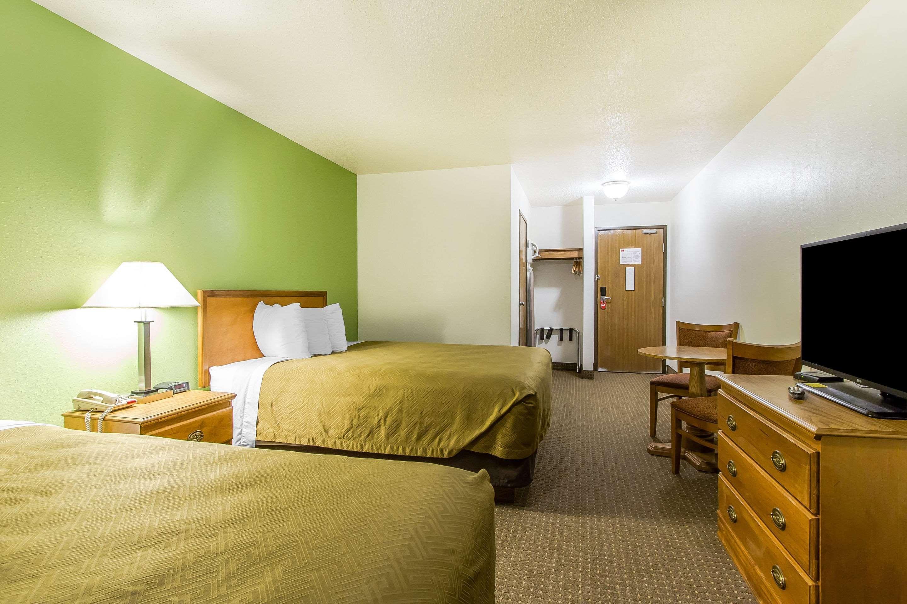 Econo Lodge & Suites Pekin المظهر الخارجي الصورة
