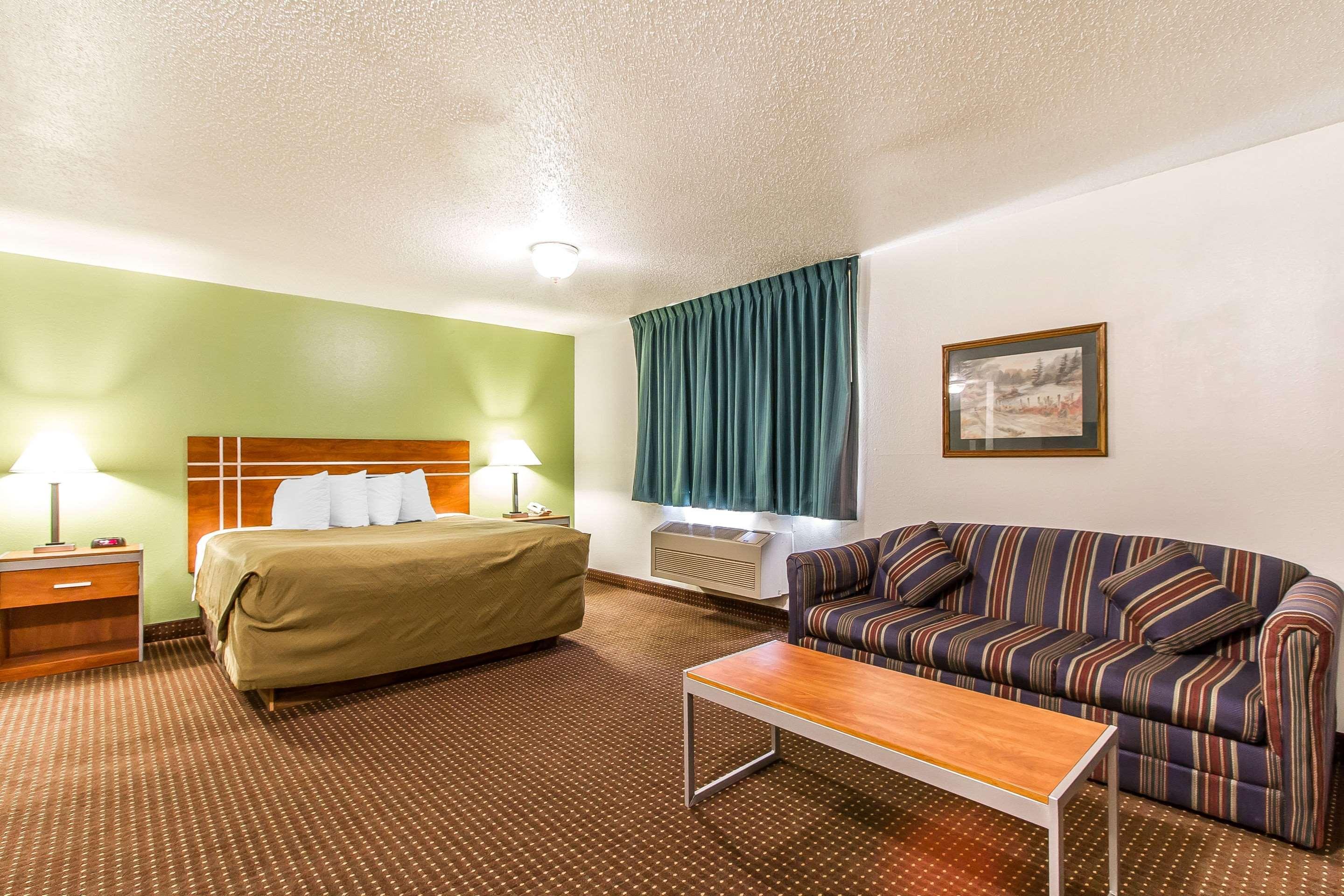 Econo Lodge & Suites Pekin المظهر الخارجي الصورة