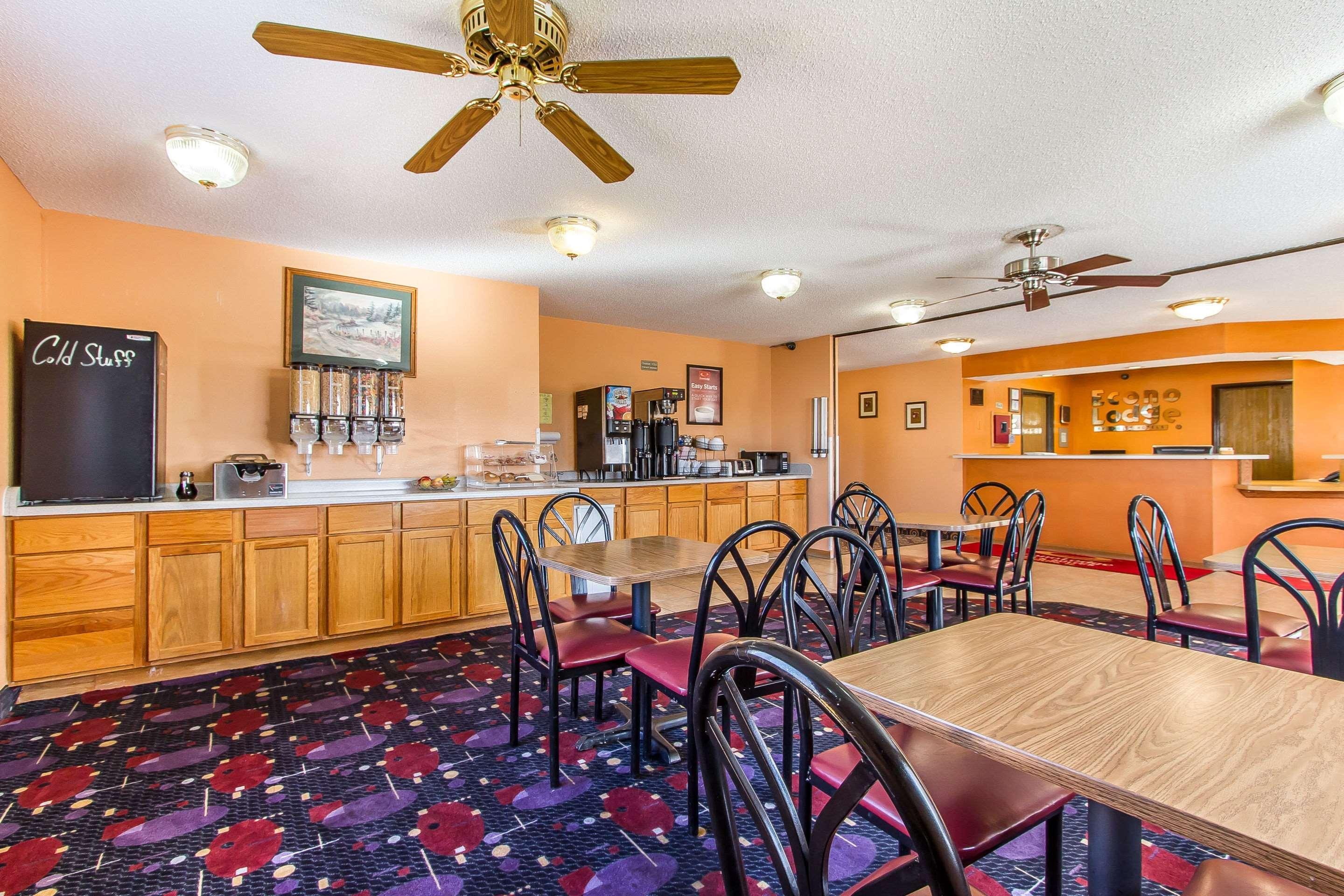 Econo Lodge & Suites Pekin المظهر الخارجي الصورة