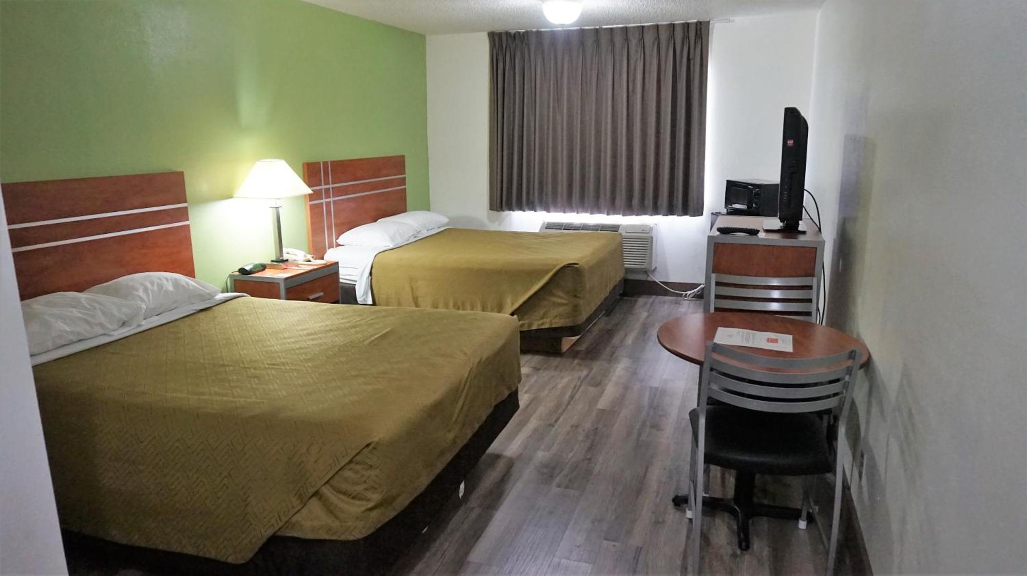 Econo Lodge & Suites Pekin المظهر الخارجي الصورة